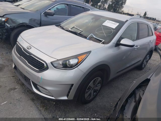 KNDCB3LC5K5231383 KIA NIRO LX