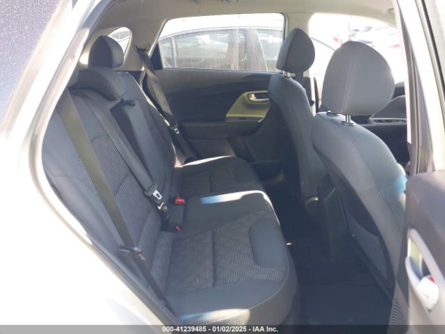 KNDCB3LC5K5231383 KIA NIRO LX