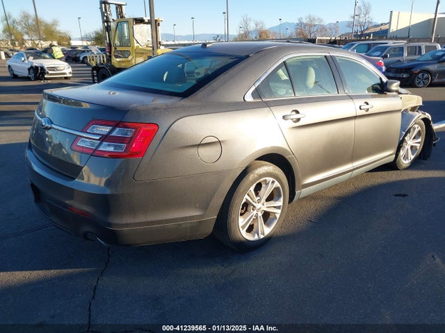 Ford TAURUS SE 2015 1FAHP2D87FG200549 Image 4