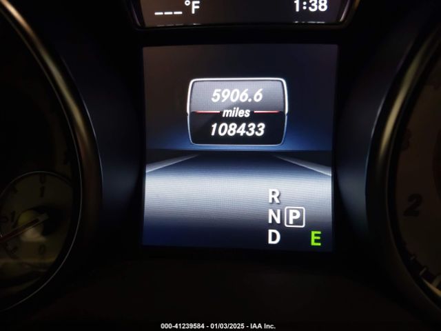 WDDSJ4GB7FN211542 Mercedes-Benz CLA 250 4MATIC