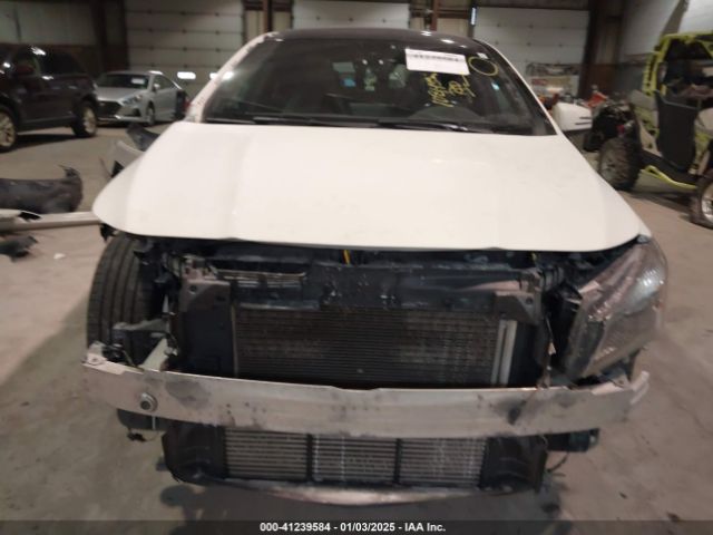 WDDSJ4GB7FN211542 Mercedes-Benz CLA 250 4MATIC