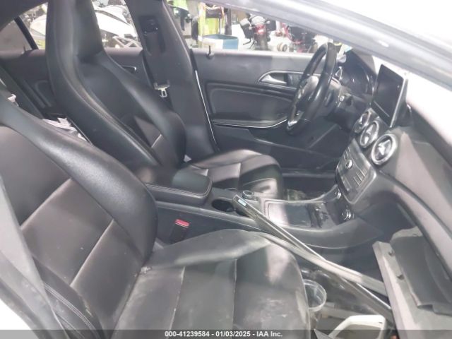 WDDSJ4GB7FN211542 Mercedes-Benz CLA 250 4MATIC