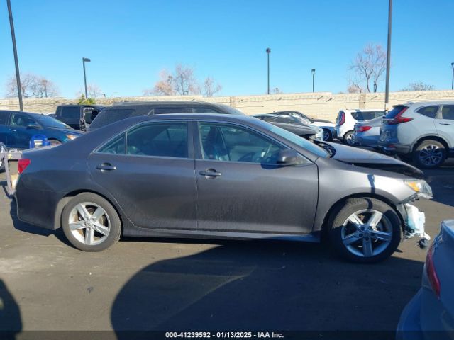 4T1BF1FK2EU773991 Toyota CAMRY SE