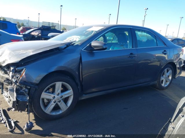 4T1BF1FK2EU773991 Toyota CAMRY SE