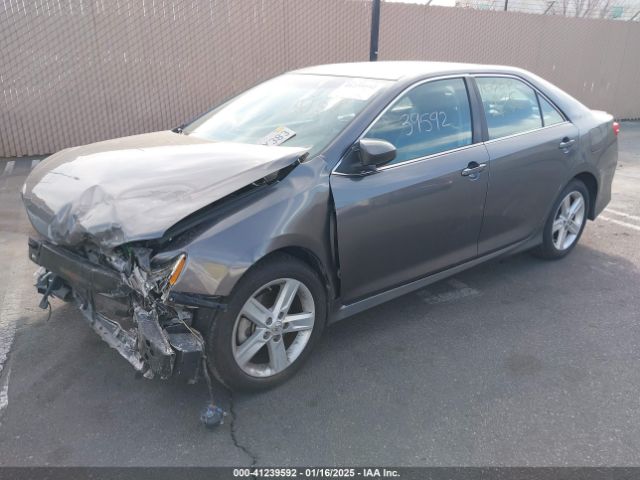 4T1BF1FK2EU773991 Toyota CAMRY SE