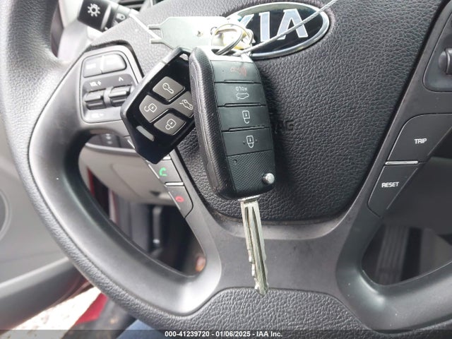 KIA FORTE LX 2015 KNAFX4A60F5430281 Image 11