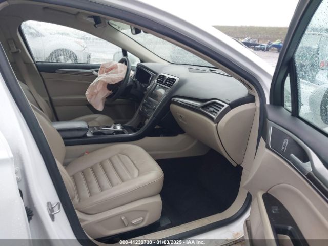 3FA6P0CD2LR205138 Ford FUSION SEL