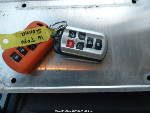 5TDYK3DC8GS713481 Toyota Sienna Xle/limited