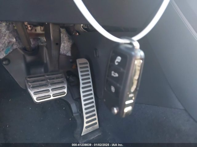 3VW7T7AT2EM800372 Volkswagen Beetle 2.0t R-line