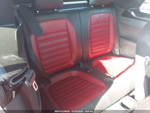 3VW7T7AT2EM800372 Volkswagen Beetle 2.0t R-line