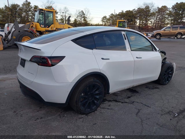 2022 TESLA MODEL Y 7SAYGDEE8NA016367 Photo 3