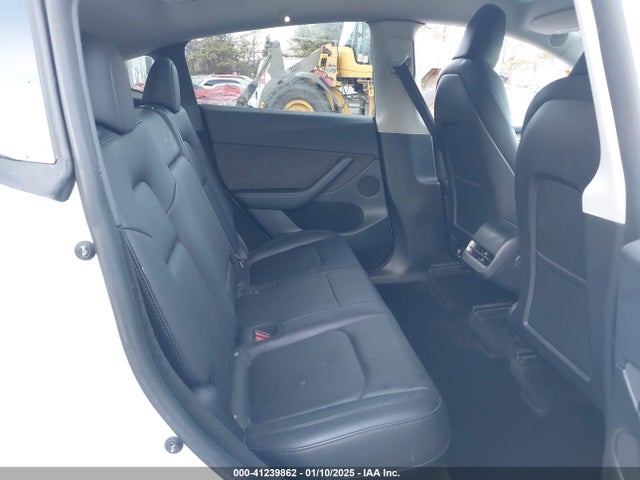 2022 TESLA MODEL Y 7SAYGDEE8NA016367 Photo 7