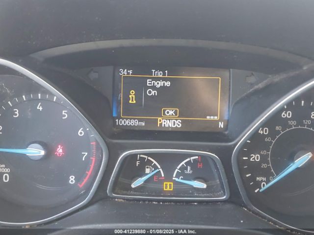 1FADP3M22JL204458 Ford FOCUS SEL