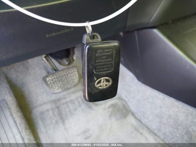 JTDKN3DUXF1937207 Toyota Prius Four