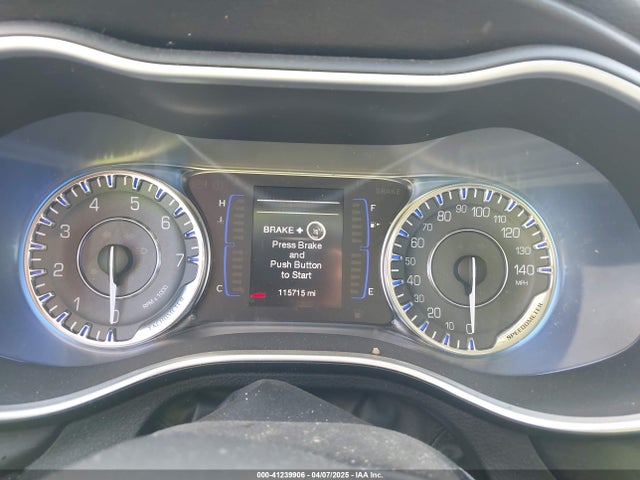 Chrysler 200 Limited 2015 1C3CCCAB5FN712817 Image 7