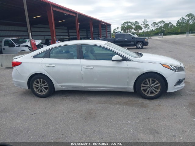 Hyundai Sonata 2017 5NPE24AF6HH495278 Image 13