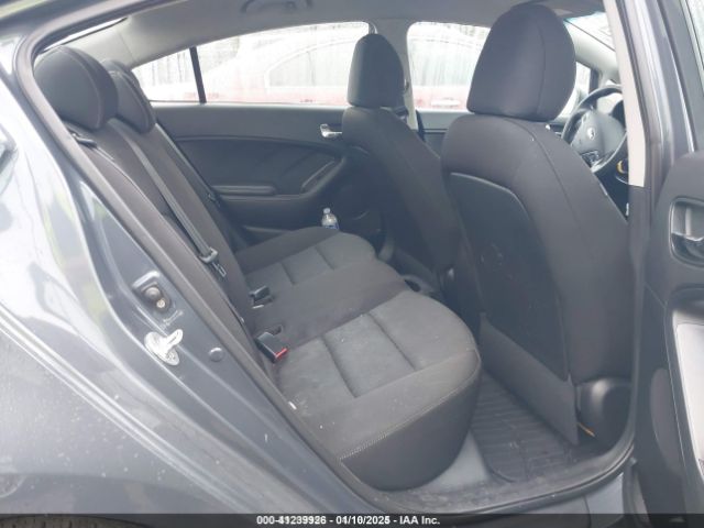 KNAFK4A67G5566469 KIA FORTE LX