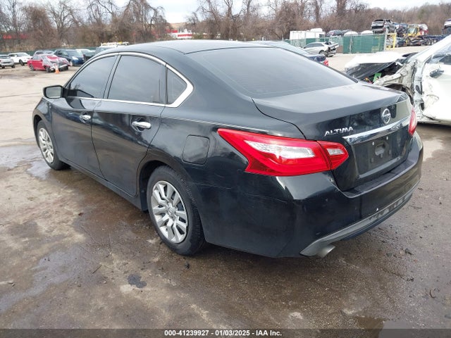 1N4AL3AP2HN349285 Nissan Altima 2.5 S