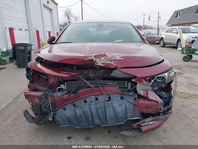 Chevrolet IMPALA 1LT 2017 2G1105SA7H9174911 Image 12