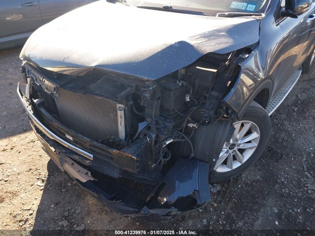 5XYPGDA3XKG437009 KIA Sorento 2.4l Lx