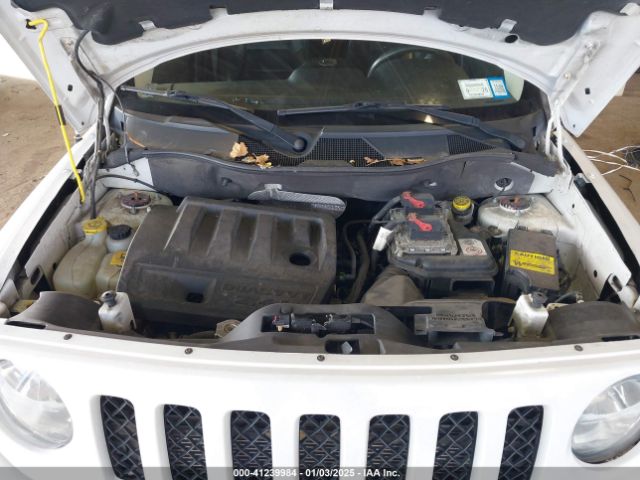 1C4NJRFB1GD595332 Jeep Patriot High Altitude Edition