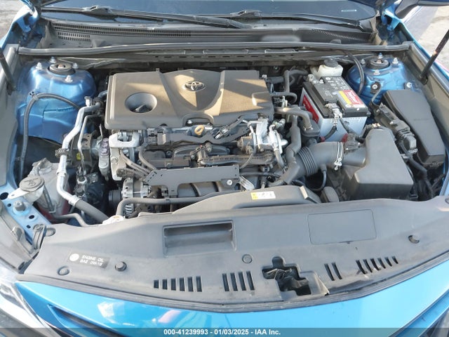 4T1B11HK8JU120586 Toyota CAMRY SE