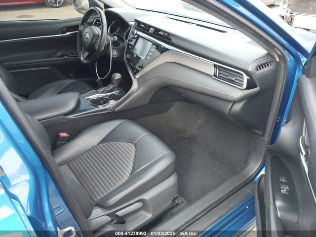 4T1B11HK8JU120586 Toyota CAMRY SE