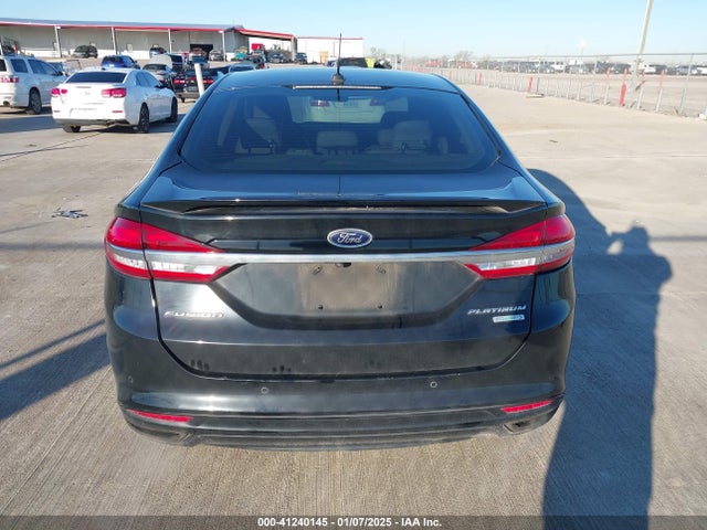 Ford Fusion Platinum 2017 3FA6P0K9XHR335026 Image 16