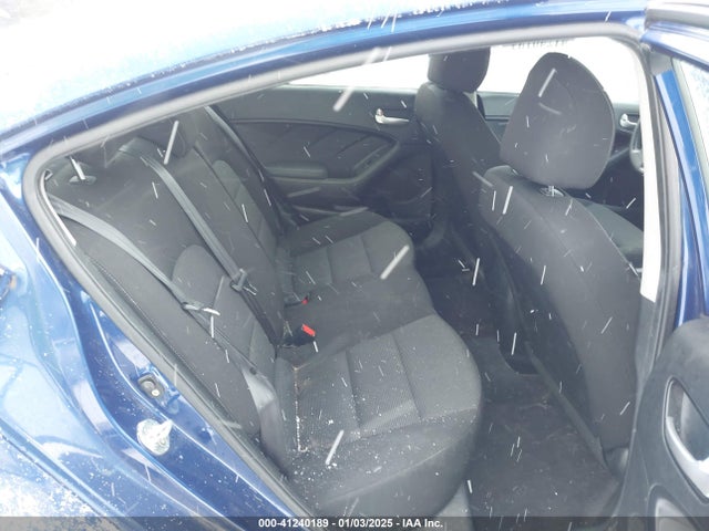 KIA FORTE LX 2017 3KPFK4A74HE145598 Image 8