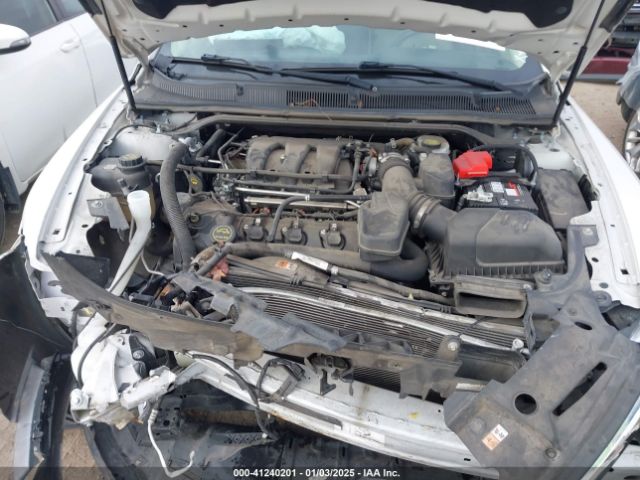 1FAHP2E82JG113133 Ford TAURUS SEL