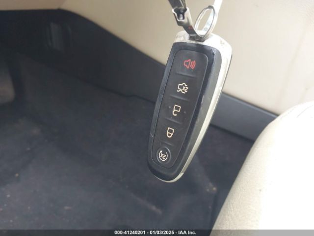 1FAHP2E82JG113133 Ford TAURUS SEL