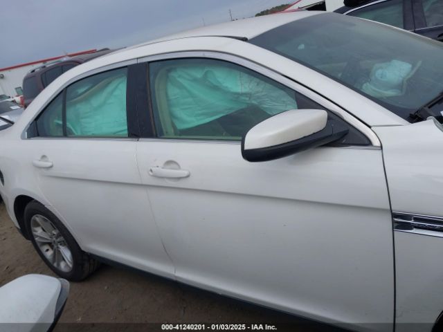 1FAHP2E82JG113133 Ford TAURUS SEL