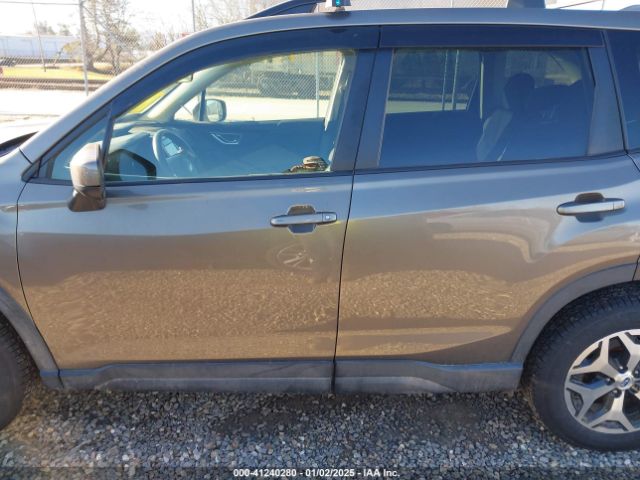 JF2SKAJC8MH557832 Subaru Forester Premium