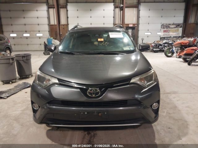 JTMRFREV4JJ242655 Toyota Rav4 Adventure/xle
