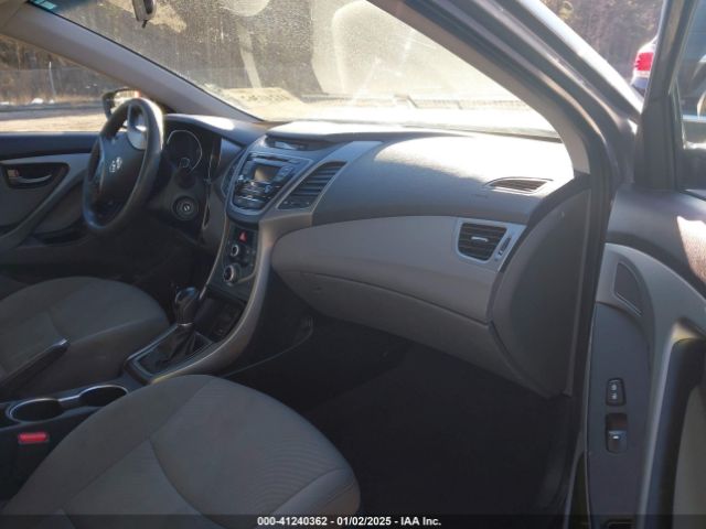 5NPDH4AE6FH618463 Hyundai ELANTRA SE