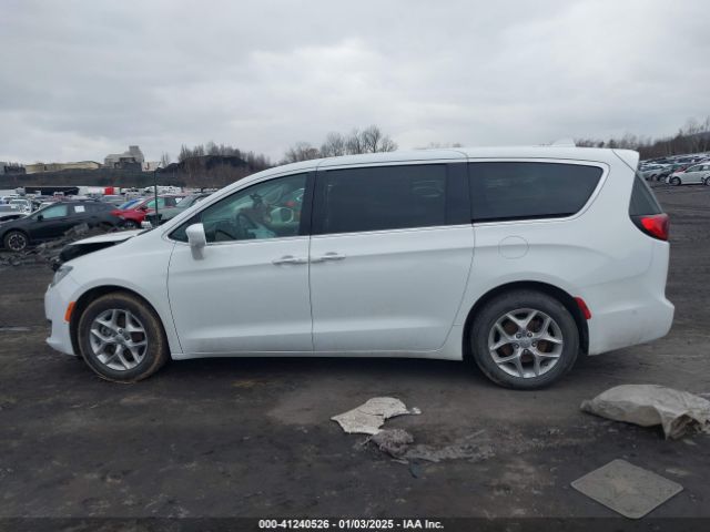 2C4RC1FG8KR575724 Chrysler Pacifica Touring Plus