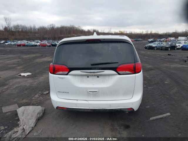 2C4RC1FG8KR575724 Chrysler Pacifica Touring Plus