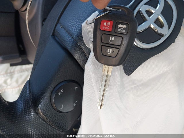 Toyota COROLLA LE 2017 2T1BURHE5HC953970 Image 11