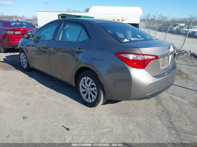 Toyota COROLLA LE 2017 2T1BURHE5HC953970 Image 3