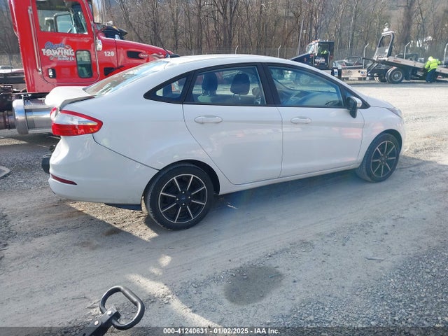 Ford FIESTA SE 2019 3FADP4BJ2KM144634 Image 4