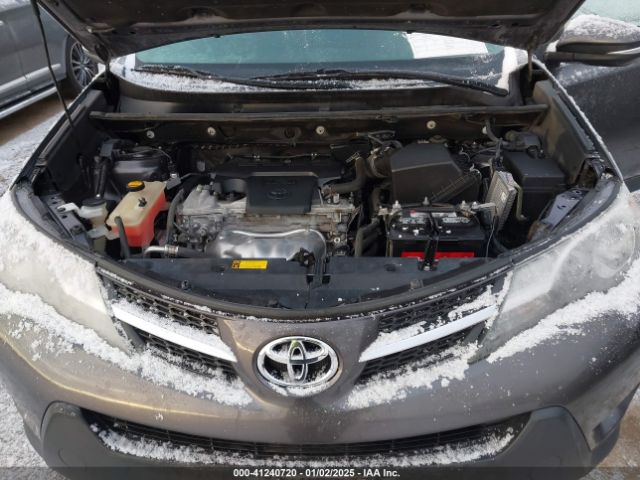 2T3WFREV8FW195738 Toyota Rav4 Xle