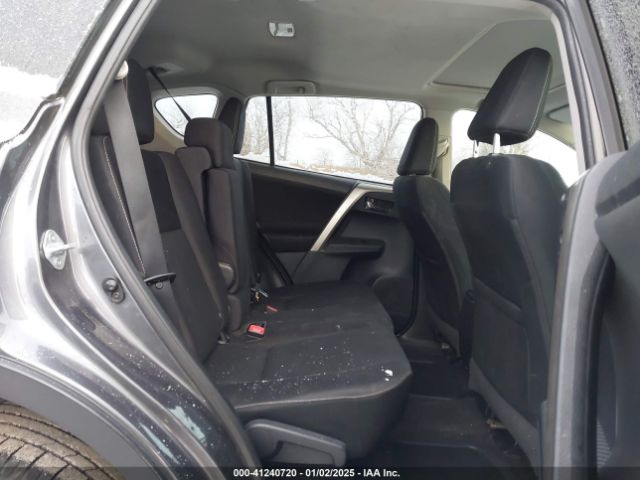 2T3WFREV8FW195738 Toyota Rav4 Xle