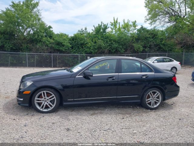 WDDGF8ABXER319278 Mercedes-Benz C 300 Luxury 4matic/sport 4matic