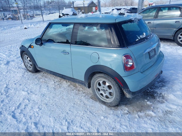 2013 MINI HARDTOP WMWSU3C51DT549472 Photo 2