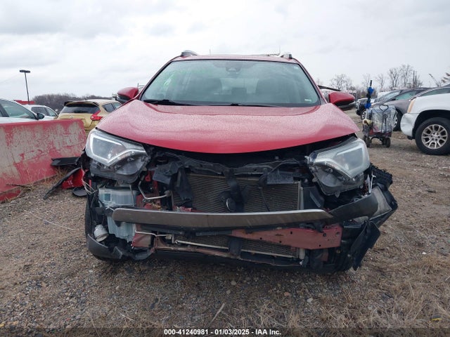Toyota Rav4 Xle 2017 2T3RFREVXHW684612 Image 13