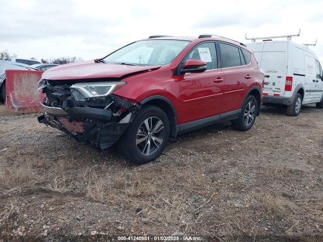 Toyota Rav4 Xle 2017 2T3RFREVXHW684612 Image 2
