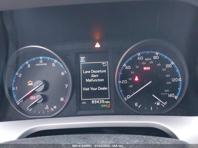 Toyota Rav4 Xle 2017 2T3RFREVXHW684612 Image 7