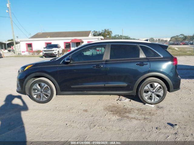 KNDCE3LG9N5123413 KIA Niro Ev Ex Premium