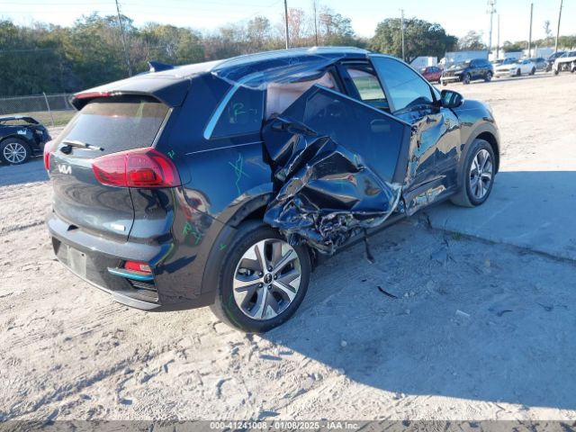 KNDCE3LG9N5123413 KIA Niro Ev Ex Premium