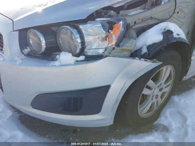 1G1JC5SH5E4236065 Chevrolet Sonic Lt Auto
